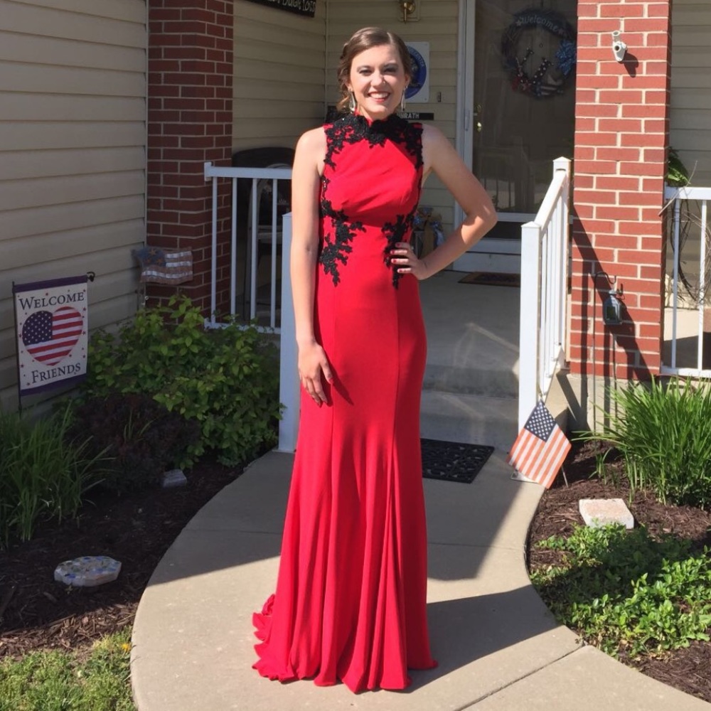 Sherri Hill Red Prom Dress